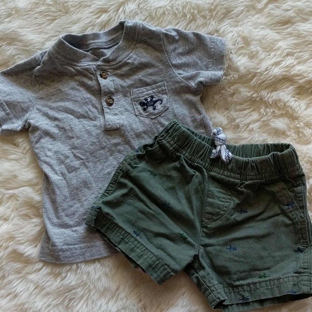 Carter's Gecko Top and Shorts $5 if bundled!📦📦